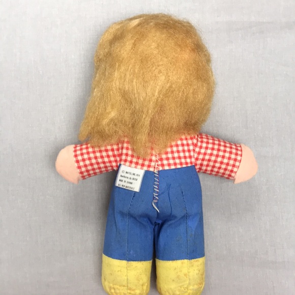 Vintage horn squeaking farm girl - Picture 2 of 9